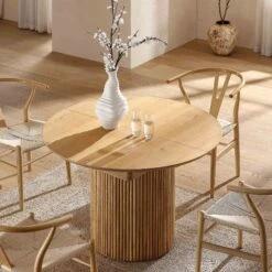 Maru Round 4-6 Seater Extending Oak Pedestal Dining Table, Oak -Daals BSD 135 OAK scene4