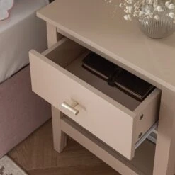 Oakham 1-Drawer Bedside Table, Nude Pink 16 Oakham 1-Drawer Bedside Table, Nude Pink -Daals FT BST 06 NUDE scene3