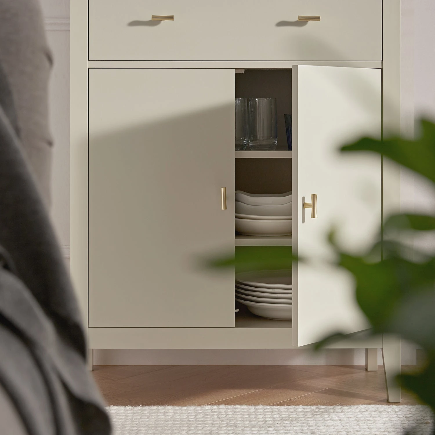 Oakham Small Sideboard With Drawer, Shaded White 4 Oakham Small Sideboard With Drawer, Shaded White - Image 4