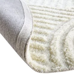 Geo Curve Cream Hand Tufted New Zealand Wool Round Rug -Daals KI GEOCURVE RUG ROUND detail4