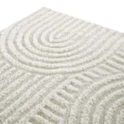 Geo Curve Cream Hand Tufted New Zealand Wool Rectangular Rug -Daals KI GEOCURVE RUG detail1