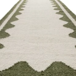 Matilda Olive Green Scallop Border Handwoven Wool Runner 10 Matilda Olive Green Scallop Border Handwoven Wool Runner -Daals KI MATILDA RUG OLIVE RUNNER detail2