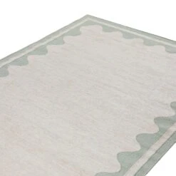 Matilda Sage Green Scallop Border Indoor Outdoor Handwoven Rug -Daals KI MATILDA RUG SAGE PET detail1