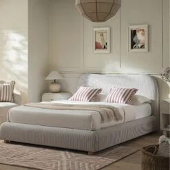 Nimbus Salmon Pink Hand Tufted New Zealand Wool Rectangular Rug -Daals KI NIMBUS RUG PINK scene2