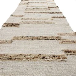 Noa Linear Cream Handwoven Wool Runner -Daals KI NOA RUG RUNNER detail2