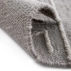 Nyla Aztec Indoor Outdoor Handwoven Steel Grey Rug -Daals KI NYLA RUG PET detail3