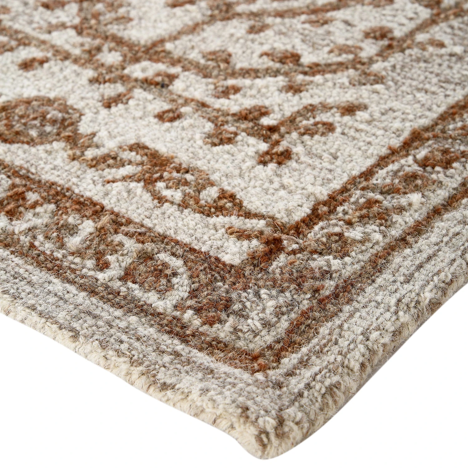 Varanasi Traditional Hand Tufted Wool Rug 6 Varanasi Traditional Hand Tufted Wool Rug - Image 6