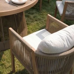 Pedra Rope And Aluminium Outdoor 6-Seater Round Dining Set, Natural 25 Pedra Rope And Aluminium Outdoor 6-Seater Round Dining Set, Natural -Daals OD DINE 2094 NAT SET scene6