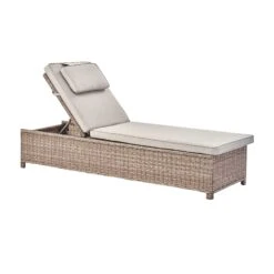 Hampshire Round Wicker Rattan Sun Lounger, Natural -Daals OD SLG 580 NAT WB1