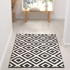 Illusion Monochrome Printed Rug 140 X 200 Cm